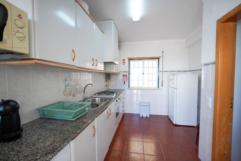 Pe N'Areia Apartment Sao Martinho do Porto Bagian luar foto